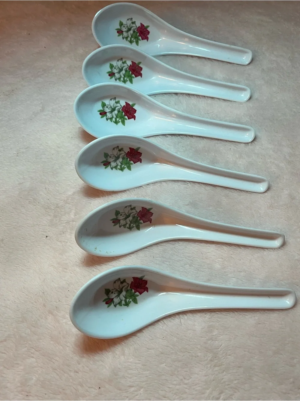 White Melamine Asian Soup Spoons with Pink Floral Accent - Set of 6